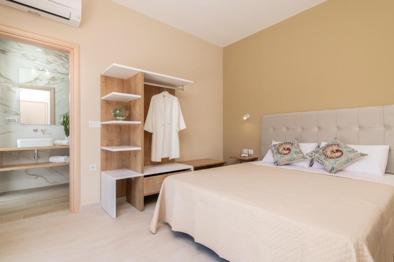 Spartakos Luxury 5 * Plános