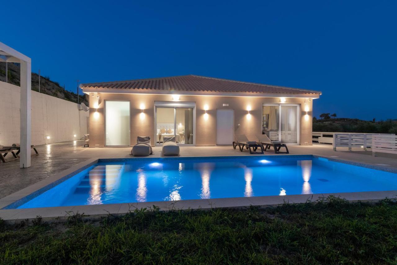 Villa Spartakos Luxury 5 Plános